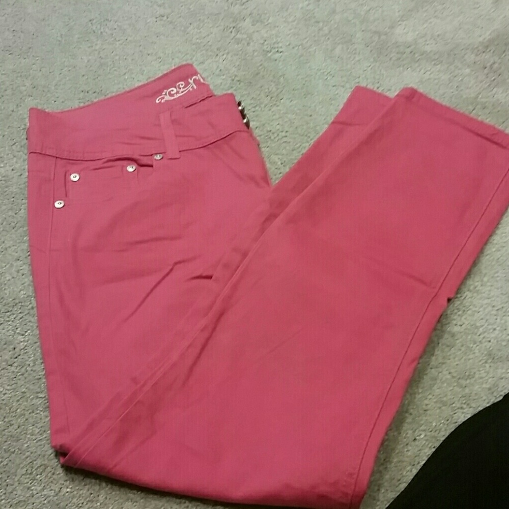 Rue21 pink jeans sz 9/10 nwot